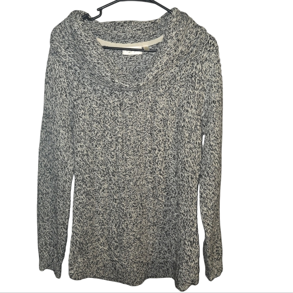 RD-Style Size Medium Black & White Cable Knit Cowl Neck Sweater